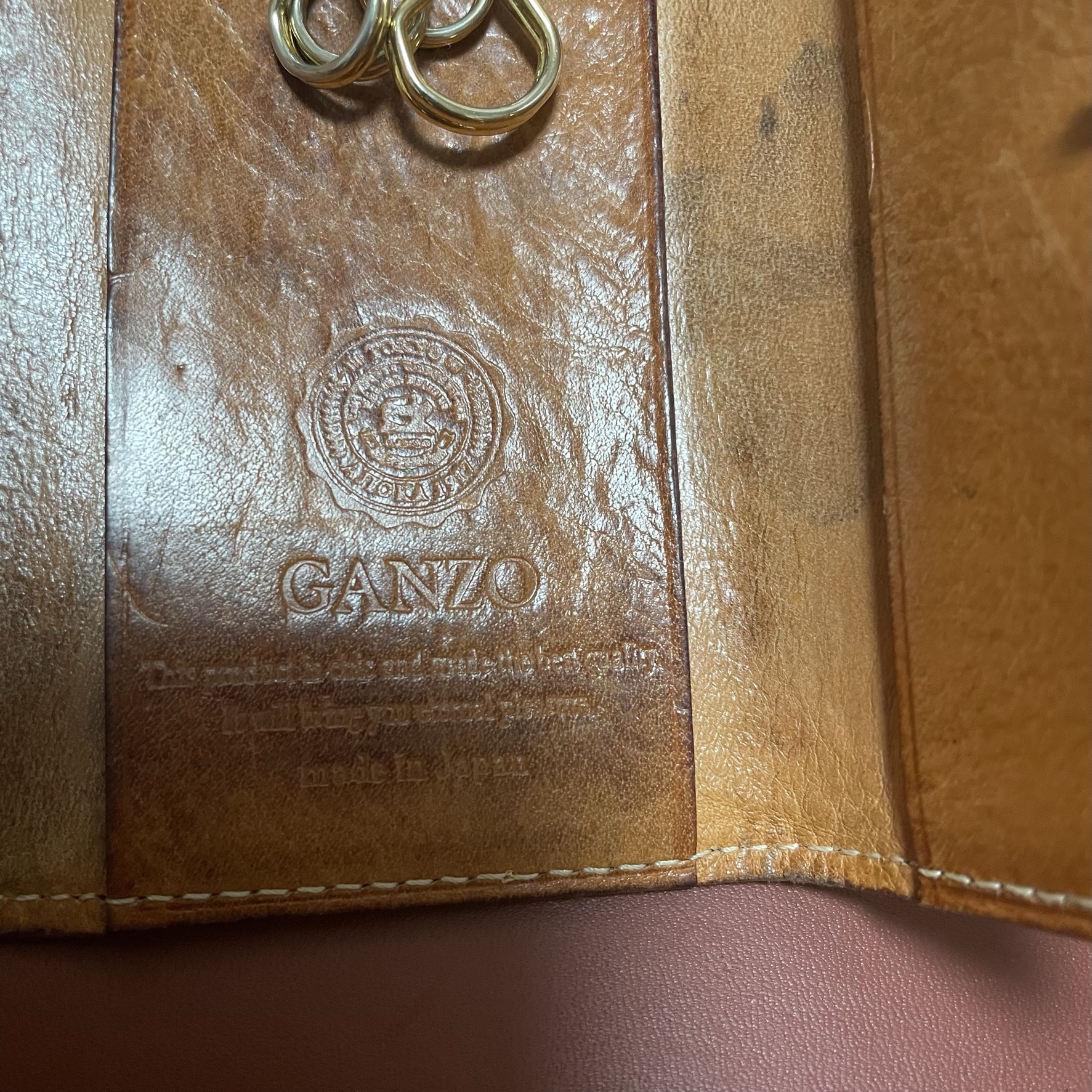 【エイジングレポート】1年使ったGANZOのキーケース シンブライドルは完成度の高いシリーズ