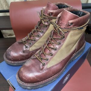 【エイジングレポート】バイクやアウトドアで履いてるダナーフィールドが3歳になりました。