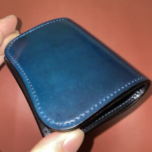 【購入記録】ワイルドスワンズ パーム[シェルコードバン インテンスブルー]