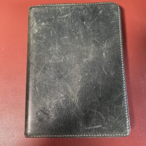 【エイジングレポート】ホースハイド（馬革）のブックカバー