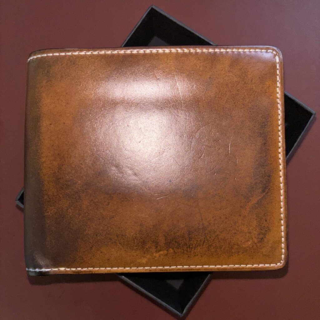 5年使用したキプリスのナチュラルコードバン財布の裏面